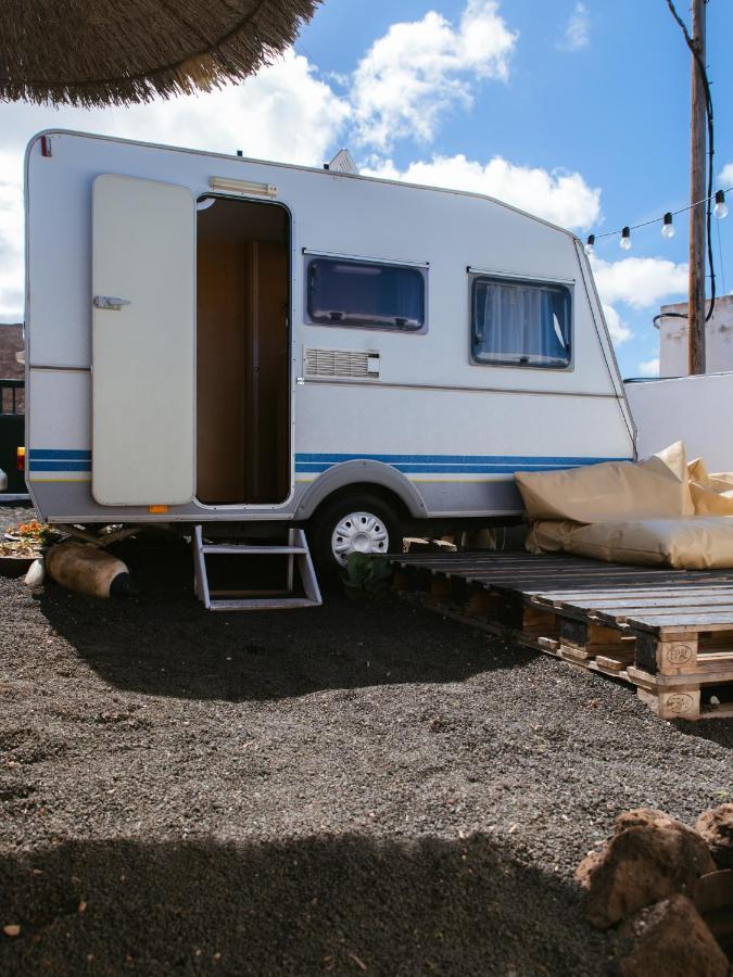 Glamping Caravan Lanzarote Tinajo Εξωτερικό φωτογραφία